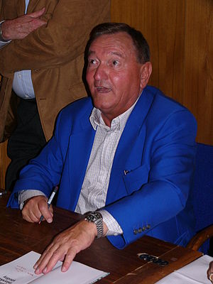 English: Writer Erich von Däniken. Česky: Spis... English: Writer Erich von Däniken. Česky: Spis...